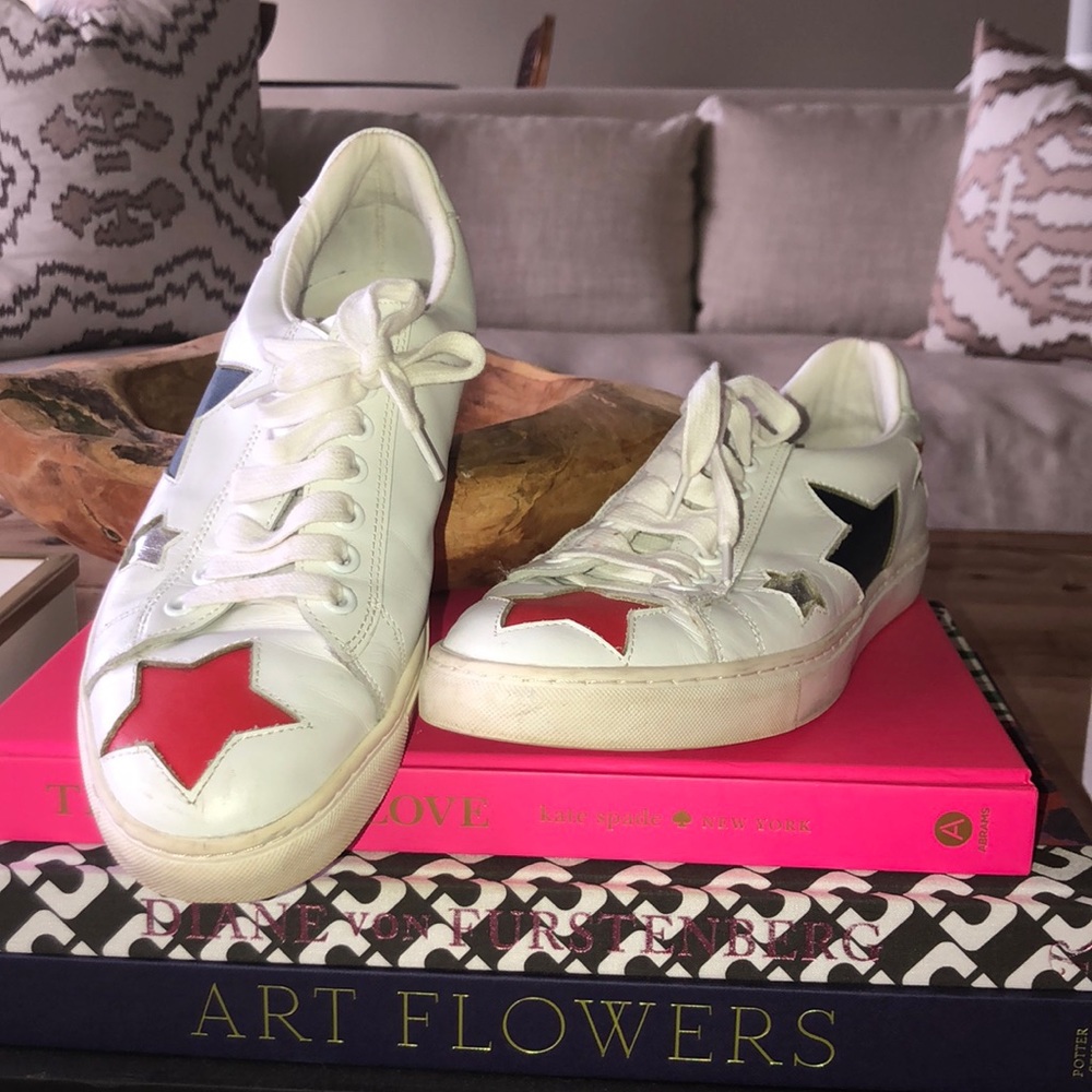 Steve Madden Sneaks